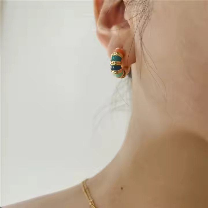 AJDE80200115 Multicolor Twisted Earrings-AJDE