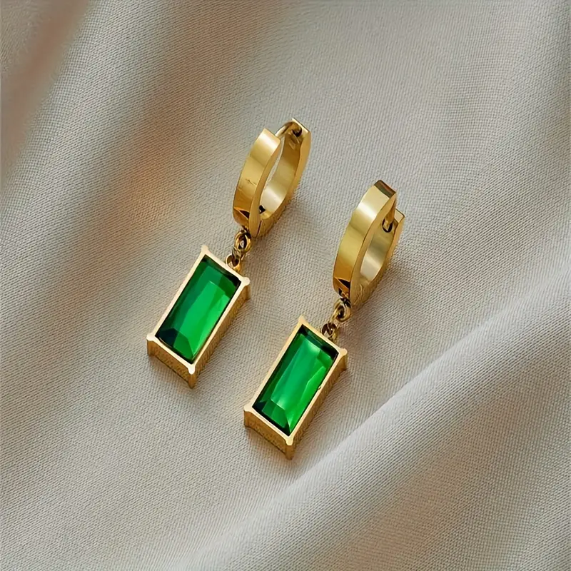 Necklace with Green Pendant and Snake Bone Chain