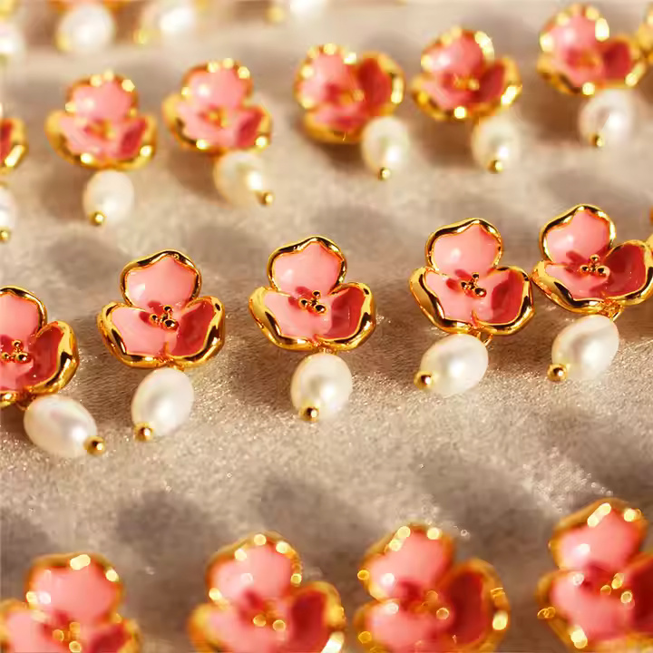 AJDE80200118 Flower Pearl Earrings