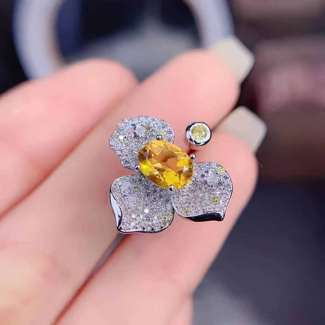 Zirconia Three-Leaf Flower Ring